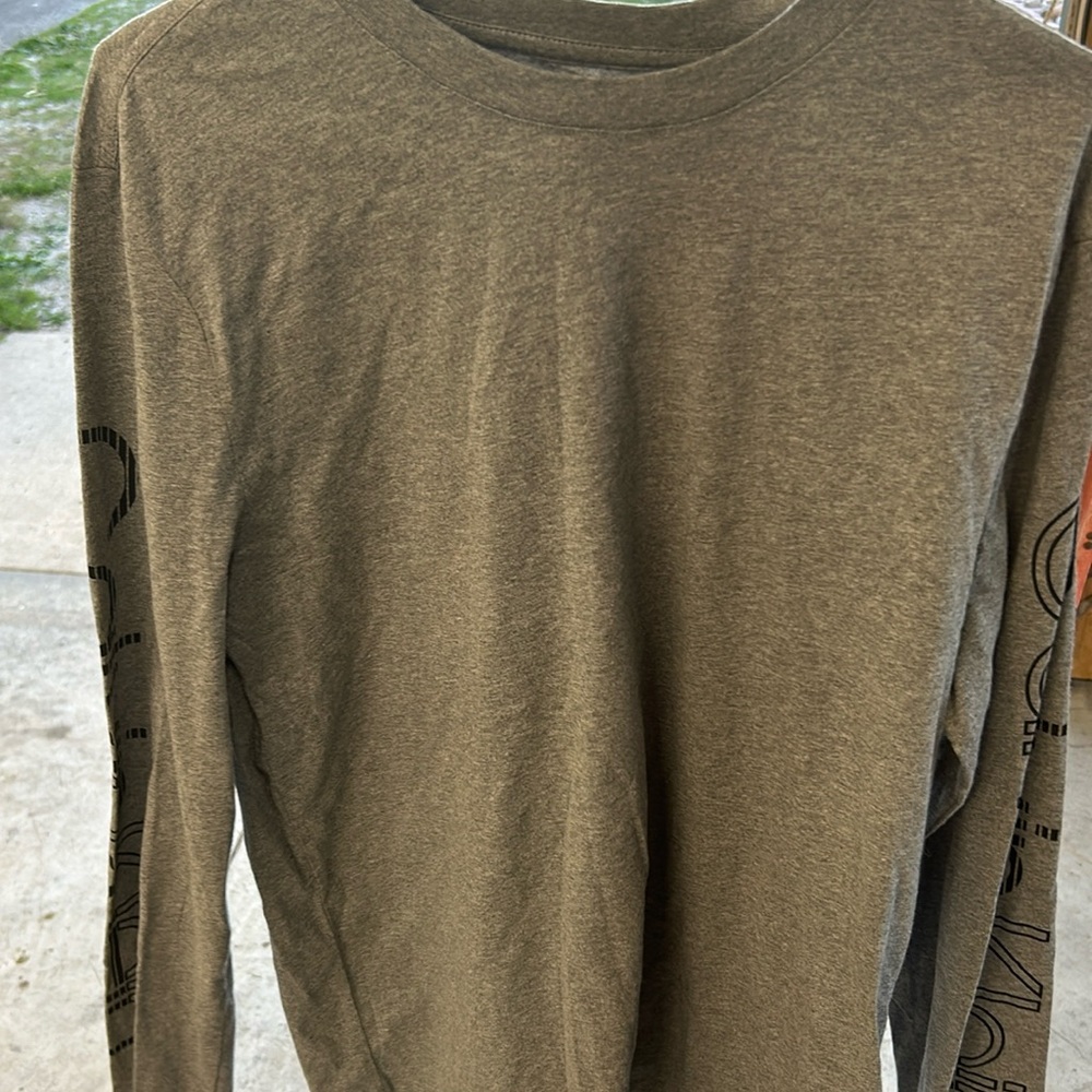 Calvin Klein LS with tags